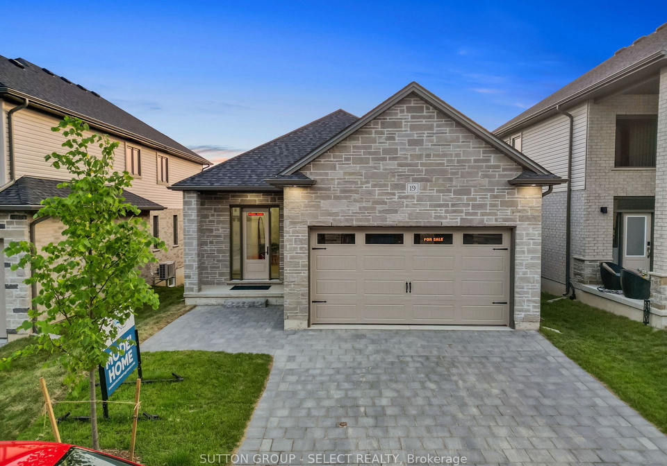 7966-fallon-drive-lucan-biddulph-ontario-x12212996