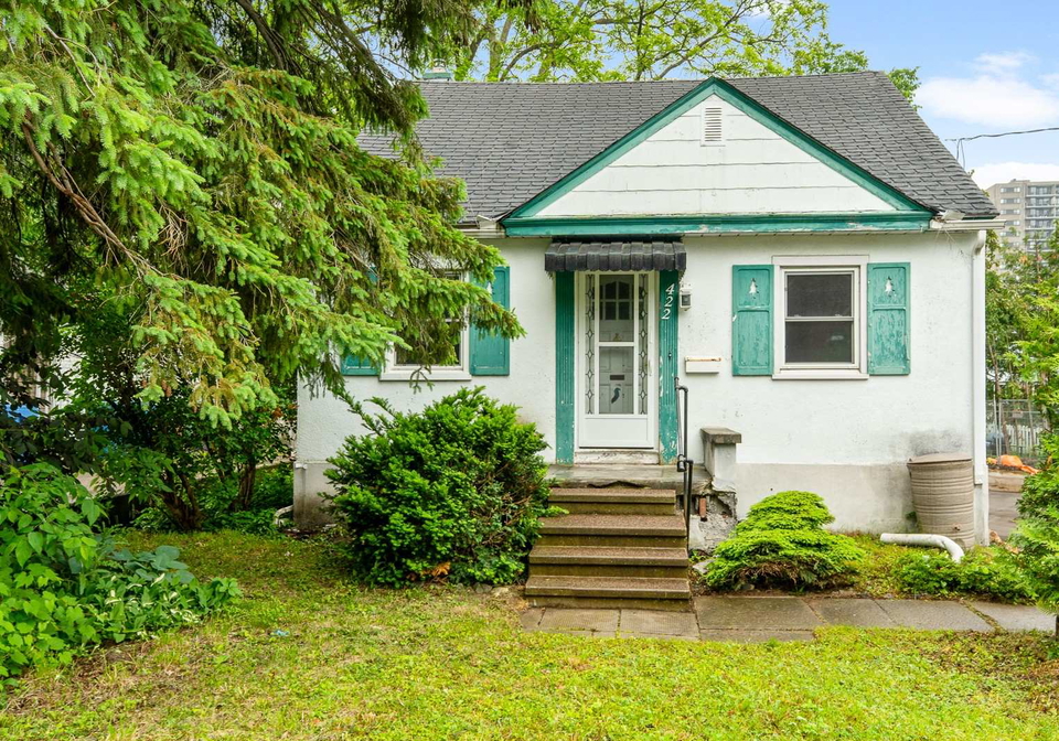 422-hartleigh-avenue-ottawa-ontario-x12213014
