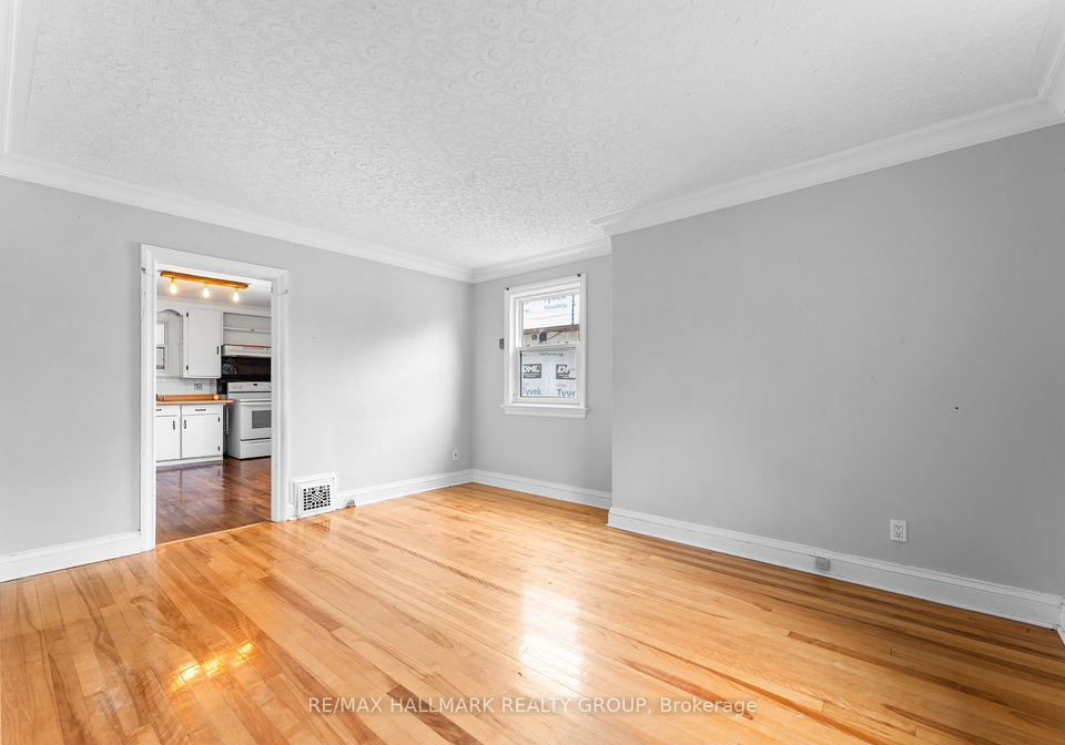 422-hartleigh-avenue-ottawa-ontario-x12213014