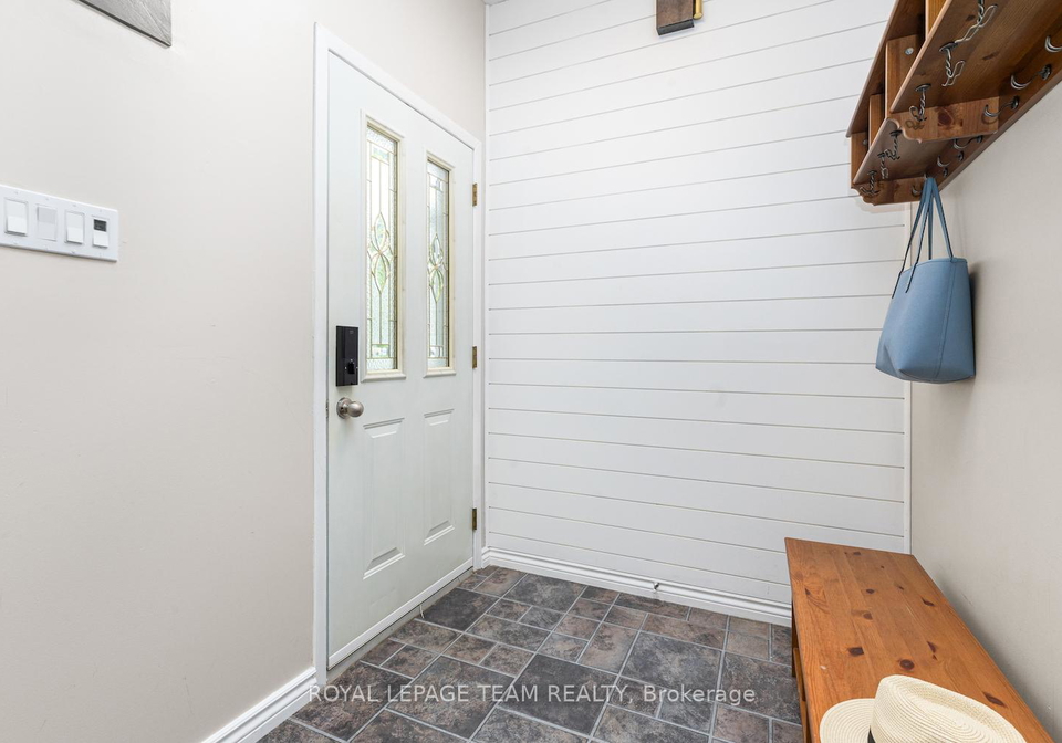 51-westcliffe-road-ottawa-ontario-x12213147