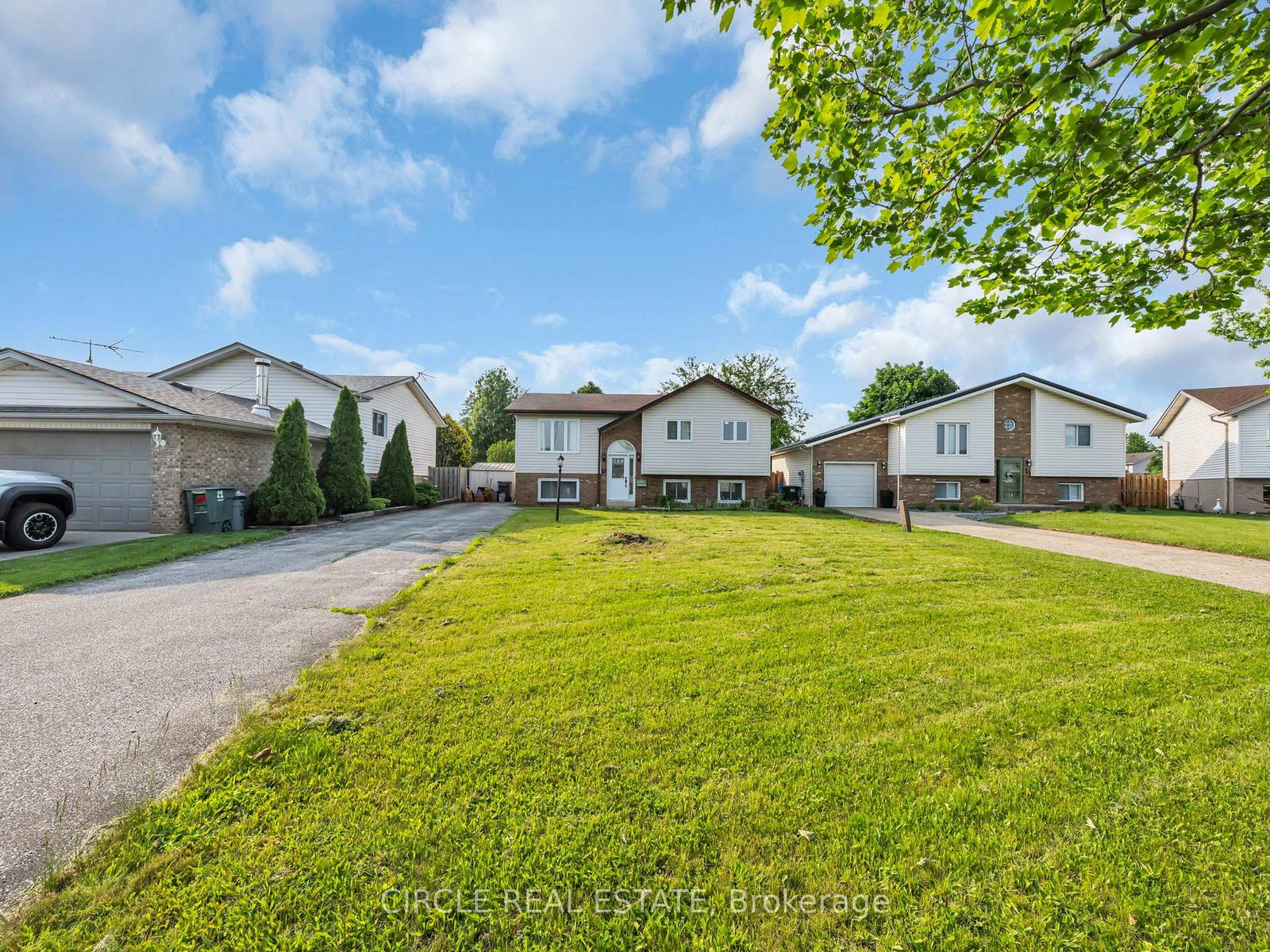 17-mediterranean-avenue-amherstburg-ontario-x12213195