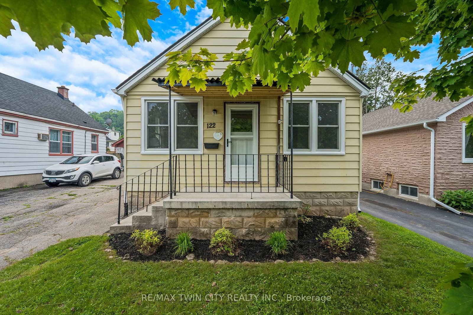 122-tait-street-cambridge-ontario-x12213237