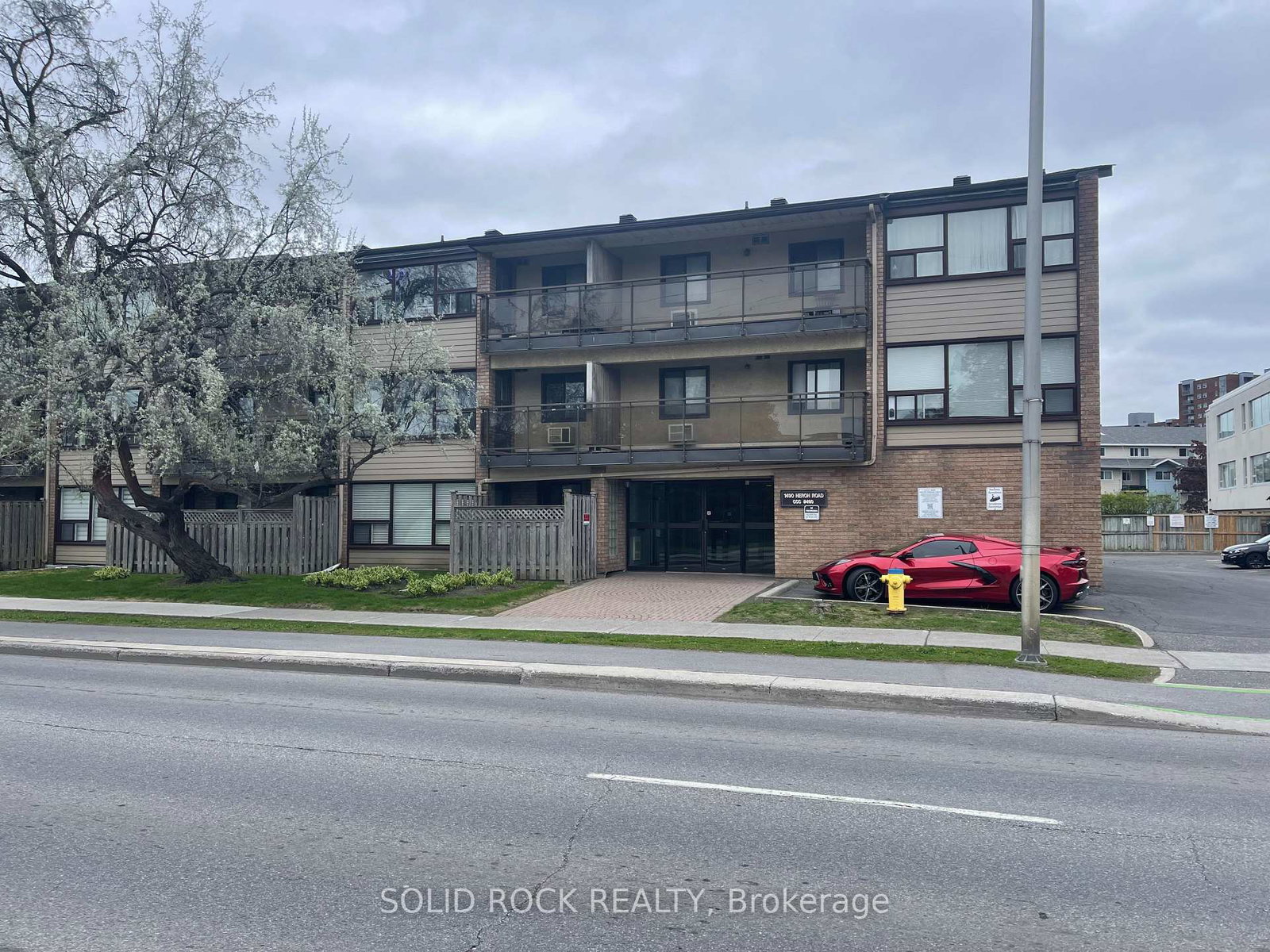 1490-heron-road-ottawa-ontario-x12213373