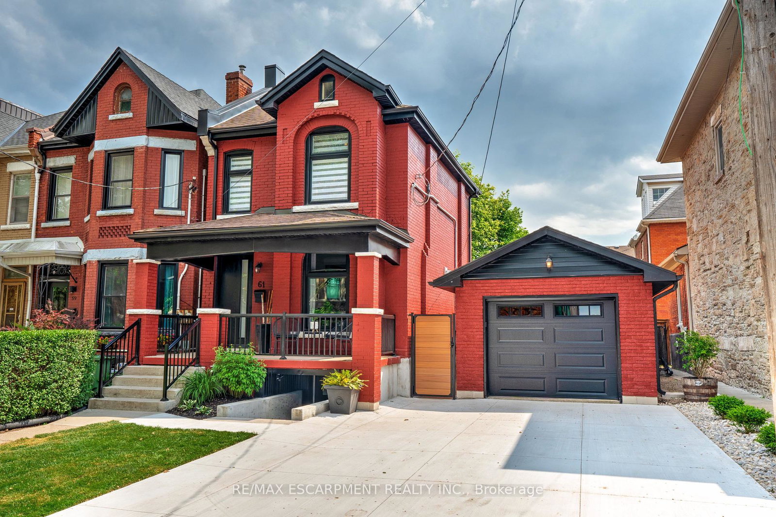 61-murray-street-w-hamilton-ontario-x12213469