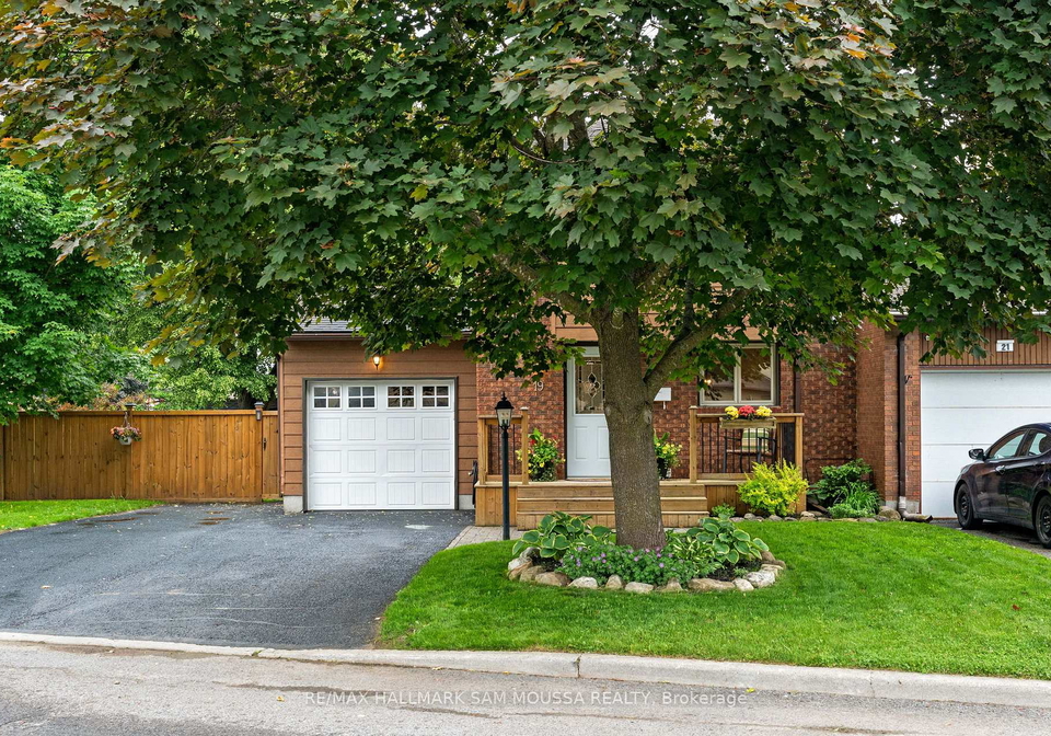 19-berkshire-way-ottawa-ontario-x12213574