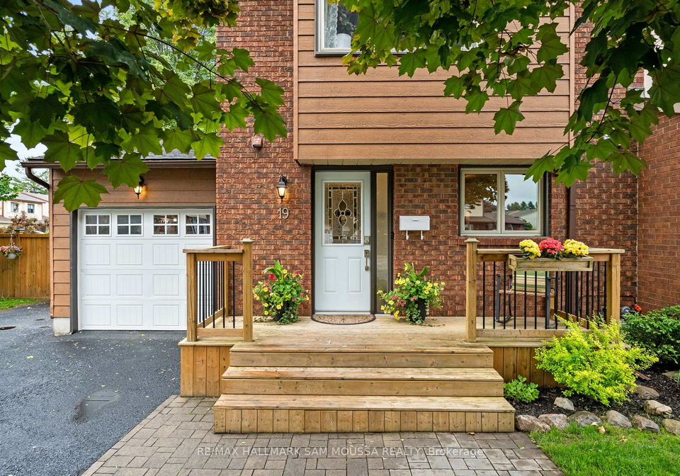19-berkshire-way-ottawa-ontario-x12213574