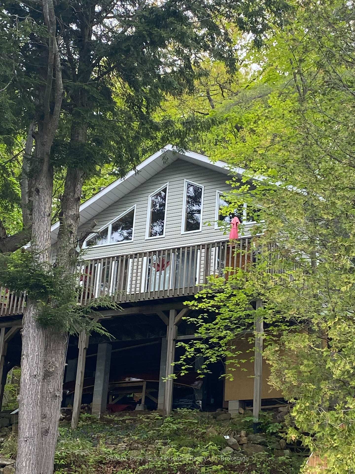 429-wa-horseshoe-lake-seguin-ontario-x12213761