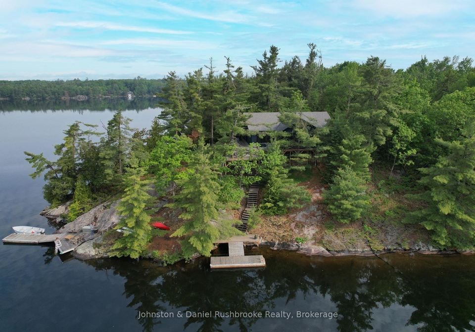 12-kapikog-lake-water-the-archipelago-ontario-x12213861