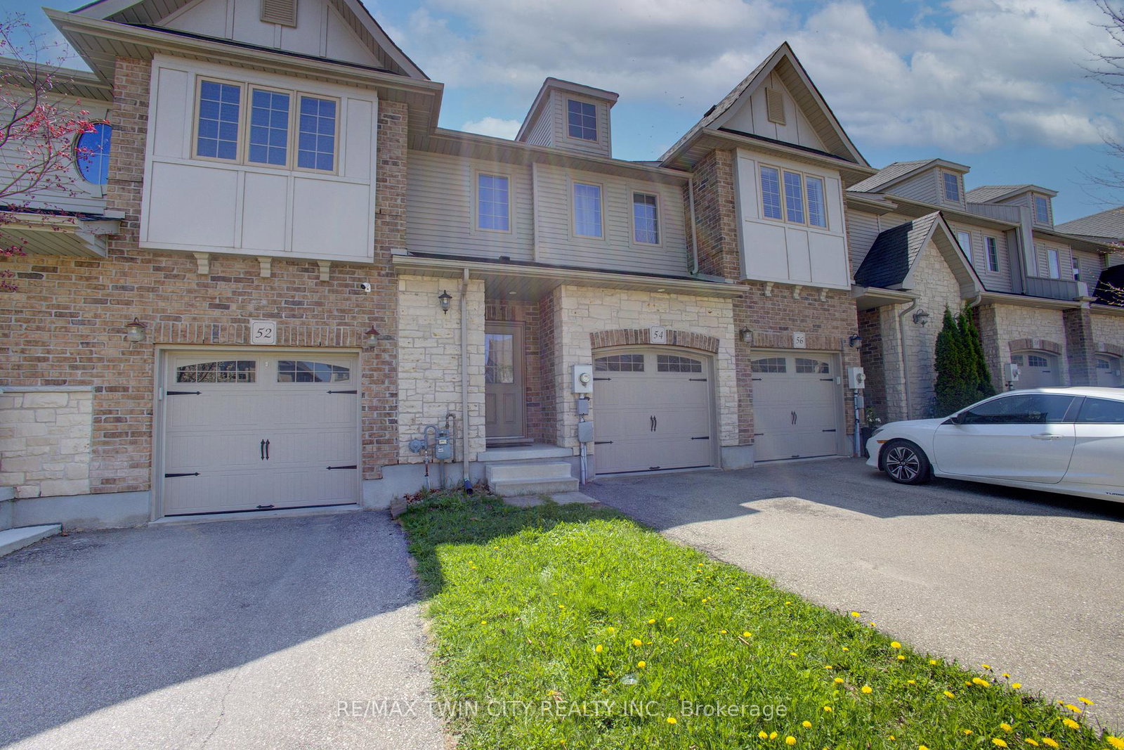 54-curzon-crescent-guelph-ontario-x12214061
