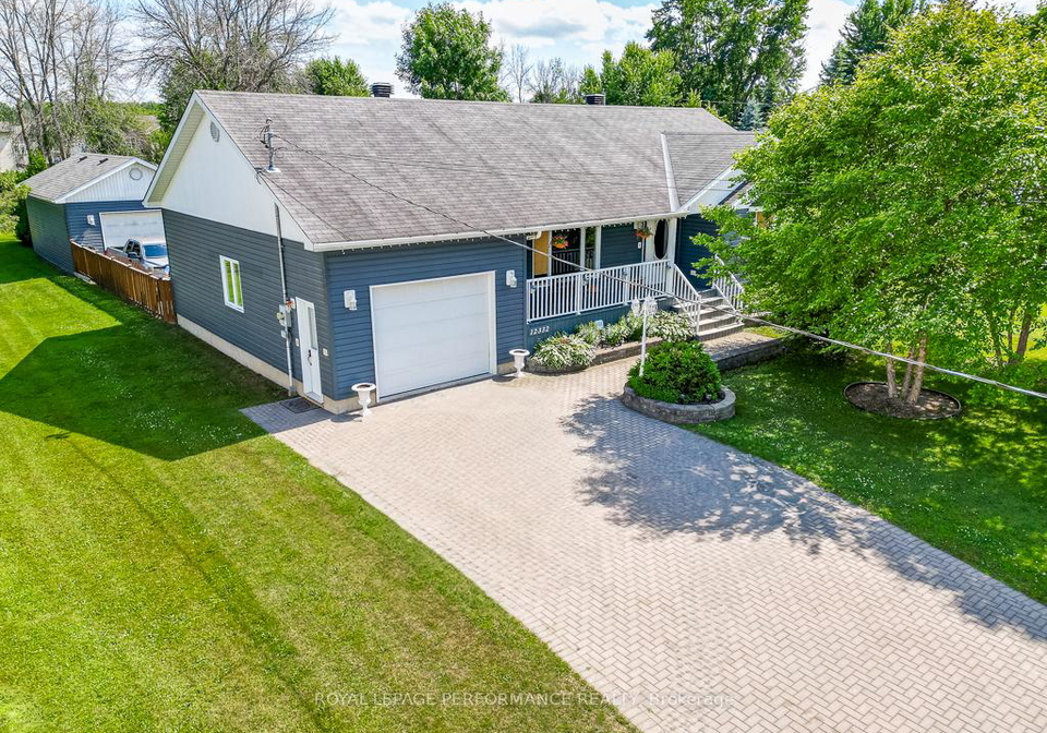 12332-county-road-18-south-dundas-ontario-x12214173