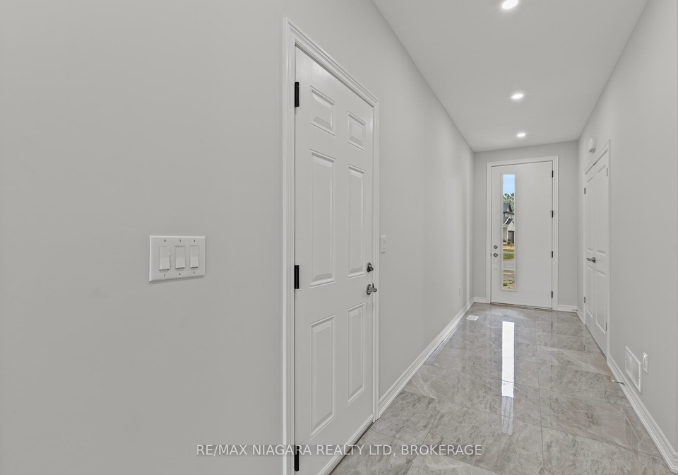 136-hodgkins-avenue-thorold-ontario-x12214208