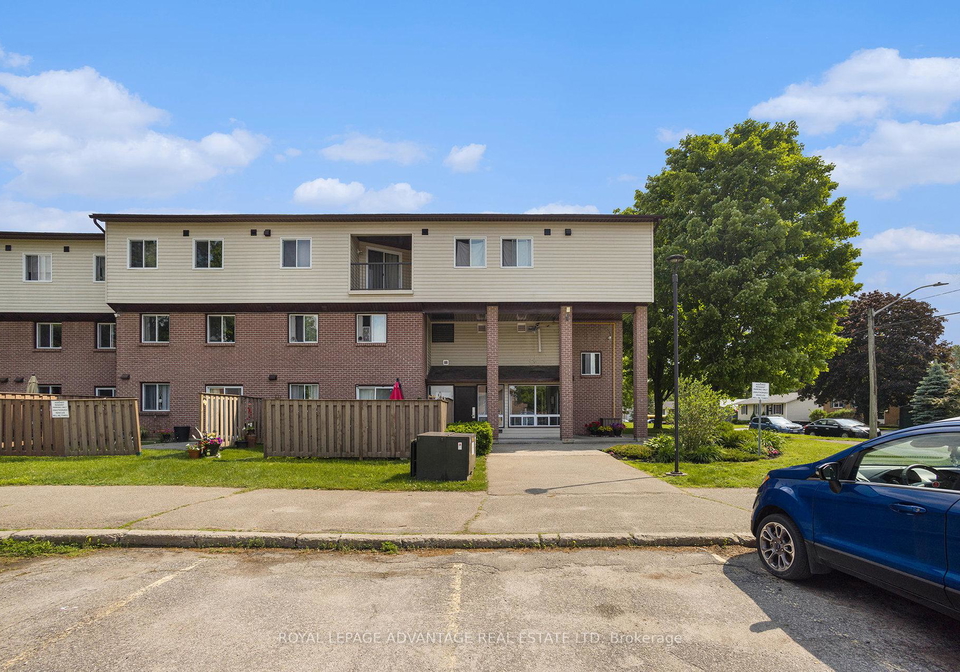 8-pearl-street-smiths-falls-ontario-x12214293