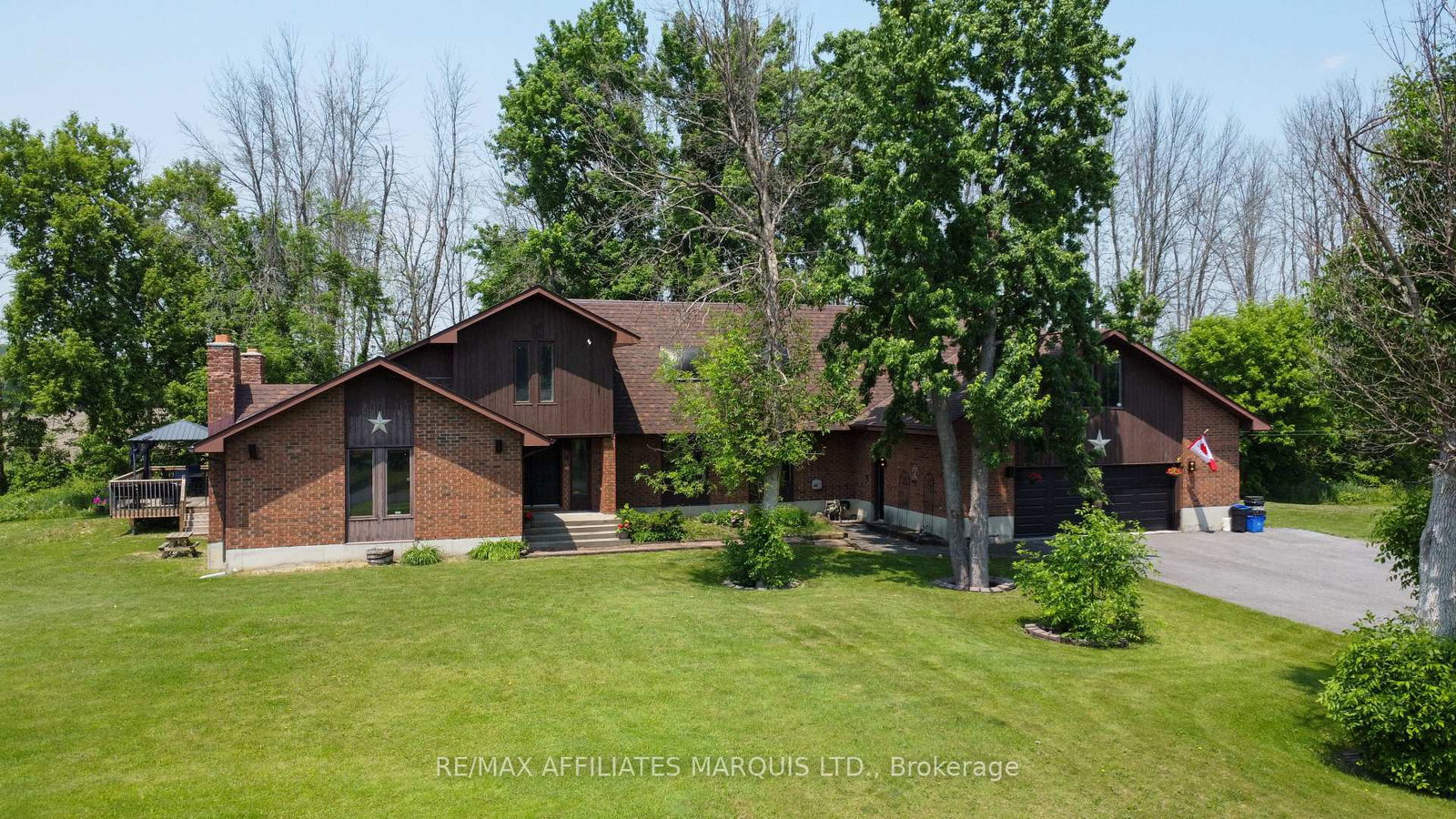 18467-andre-avenue-south-glengarry-ontario-x12214374