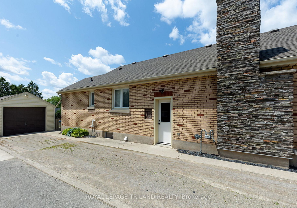 1069-hamilton-road-london-east-ontario-x12214538