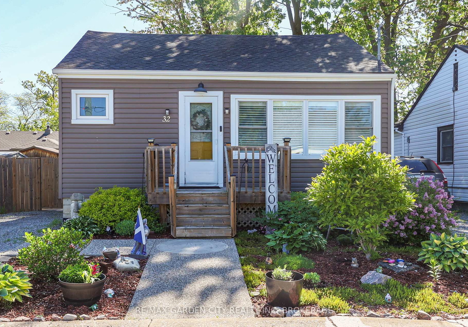 32-sherbourne-street-st-catharines-ontario-x12214643