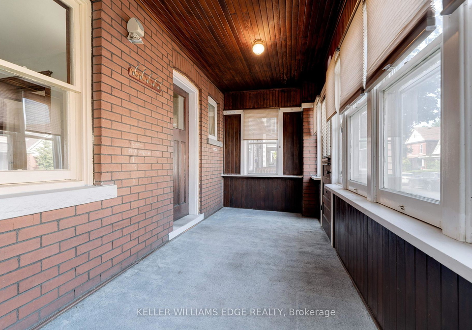 158-rosslyn-avenue-n-hamilton-ontario-x12214973