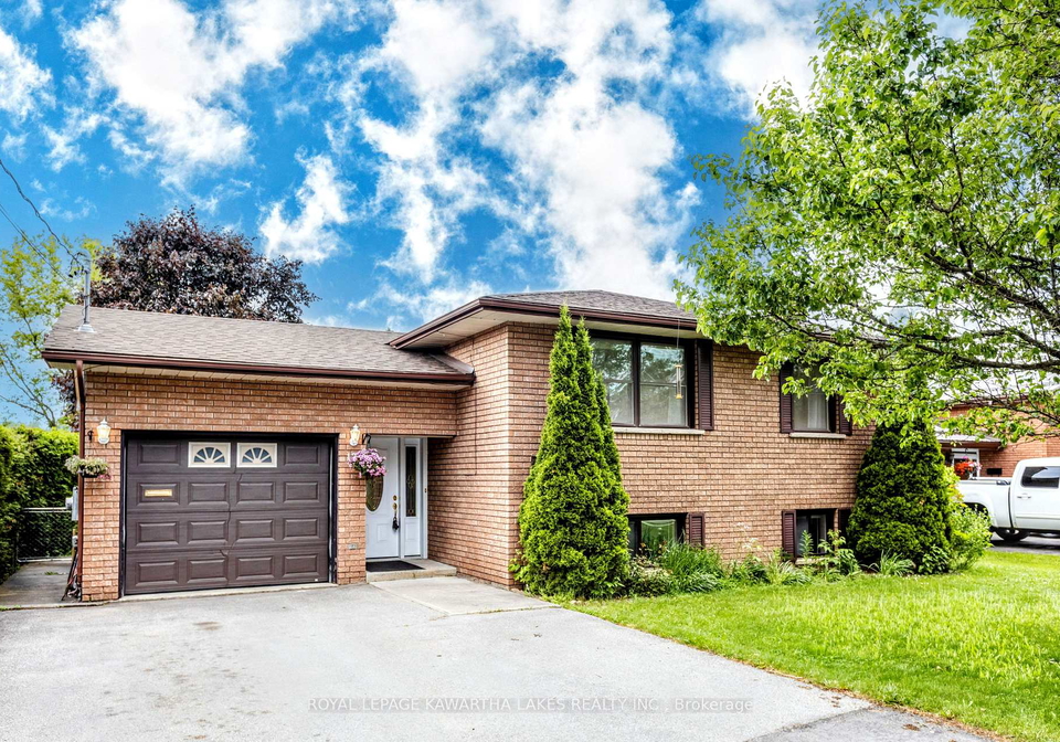 12-hillside-drive-kawartha-lakes-ontario-x12215114