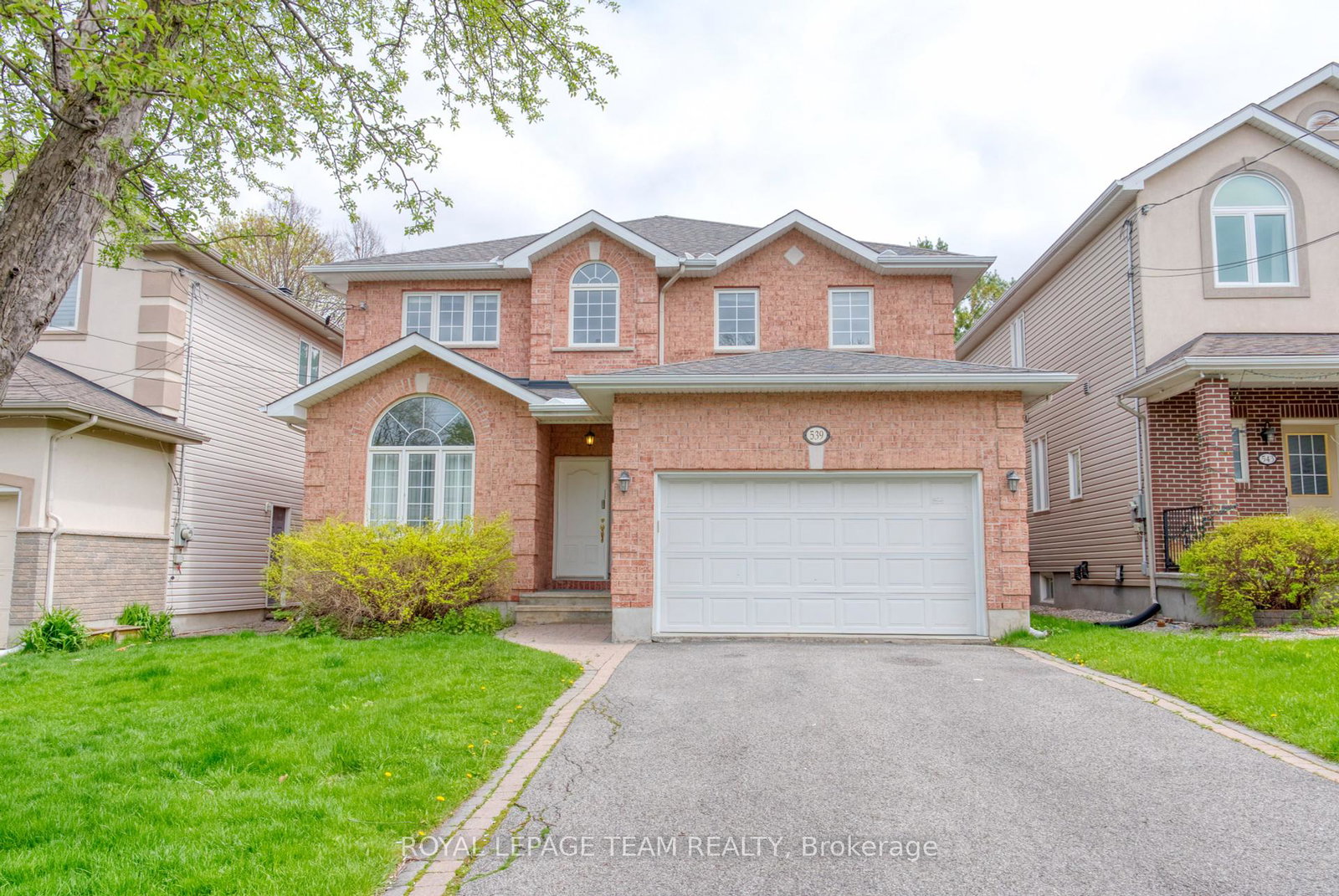 539-tweedsmuir-avenue-ottawa-ontario-x12215223