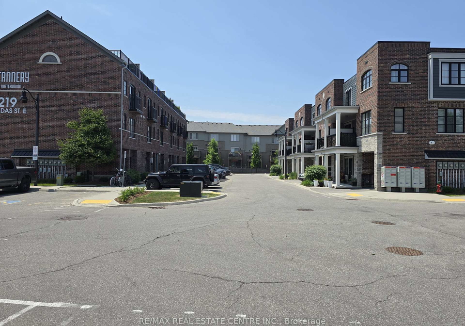 219-dundas-street-e-hamilton-ontario-x12215230