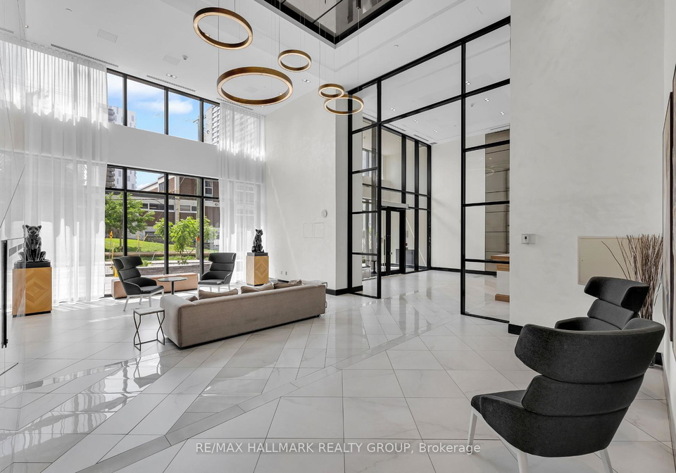 255-bay-street-ottawa-ontario-x12215502