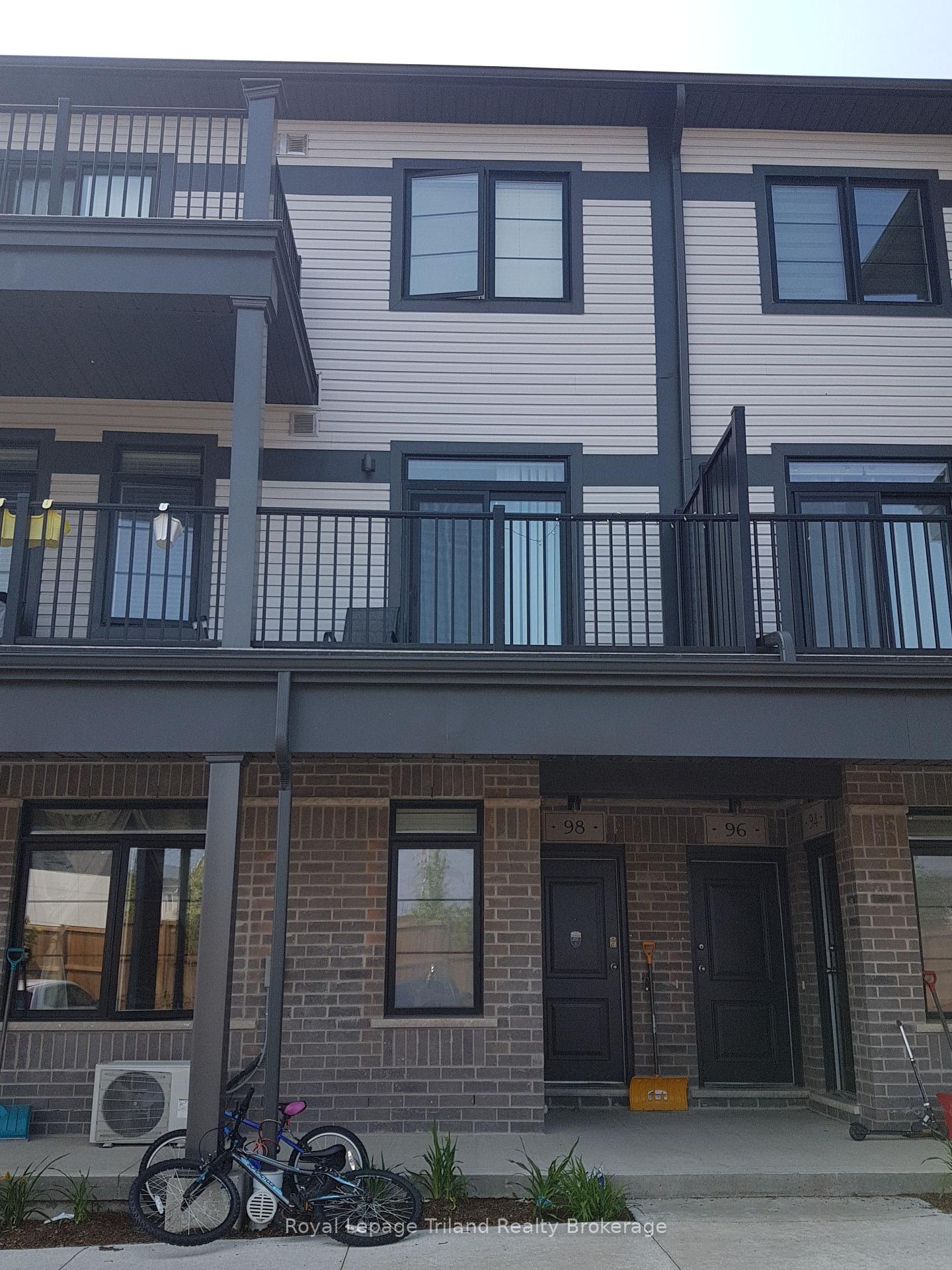 100-oat-lane-kitchener-ontario-x12215545