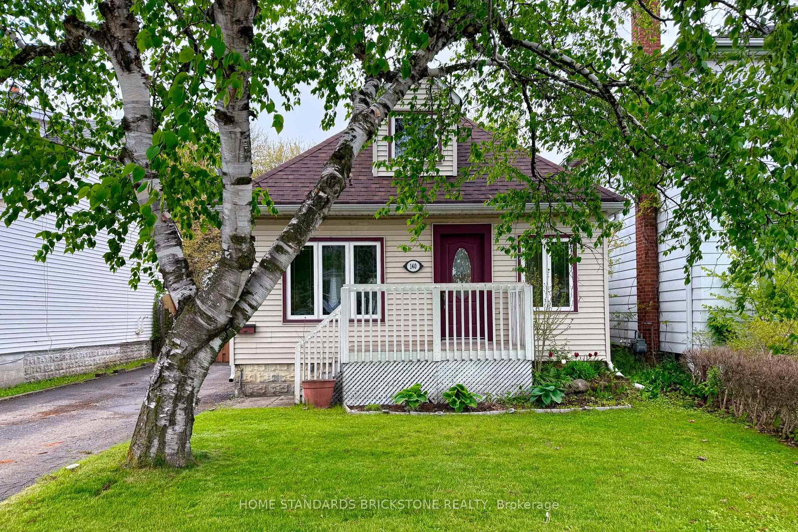 140-walter-avenue-s-hamilton-ontario-x12215596