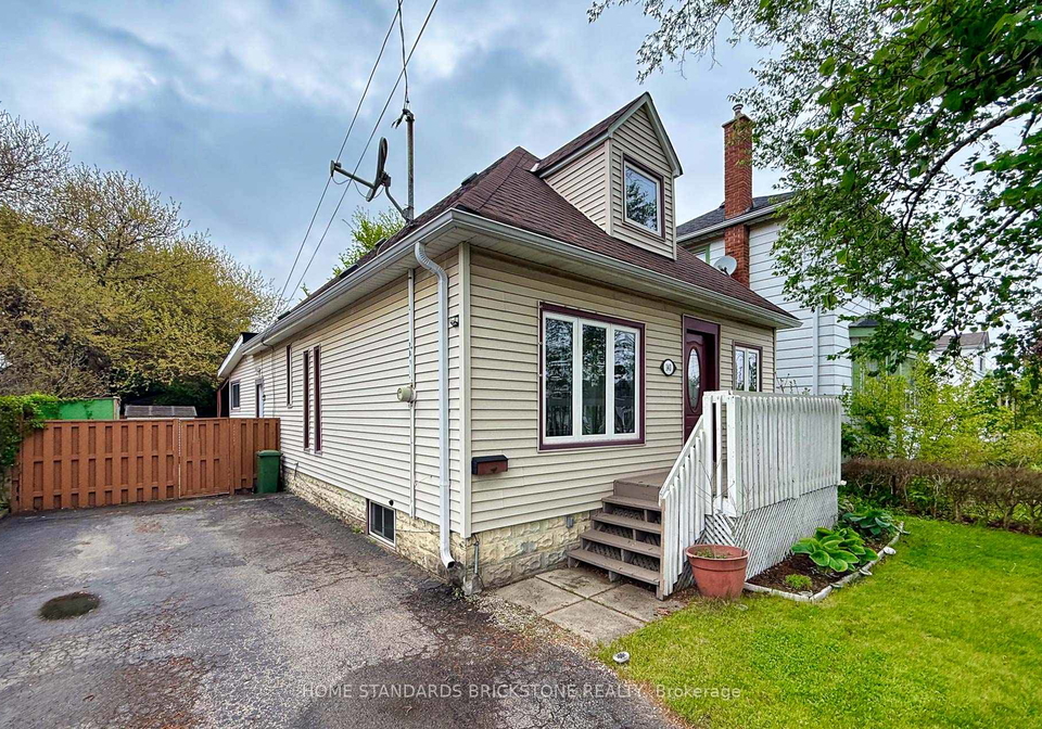 140-walter-avenue-s-hamilton-ontario-x12215596