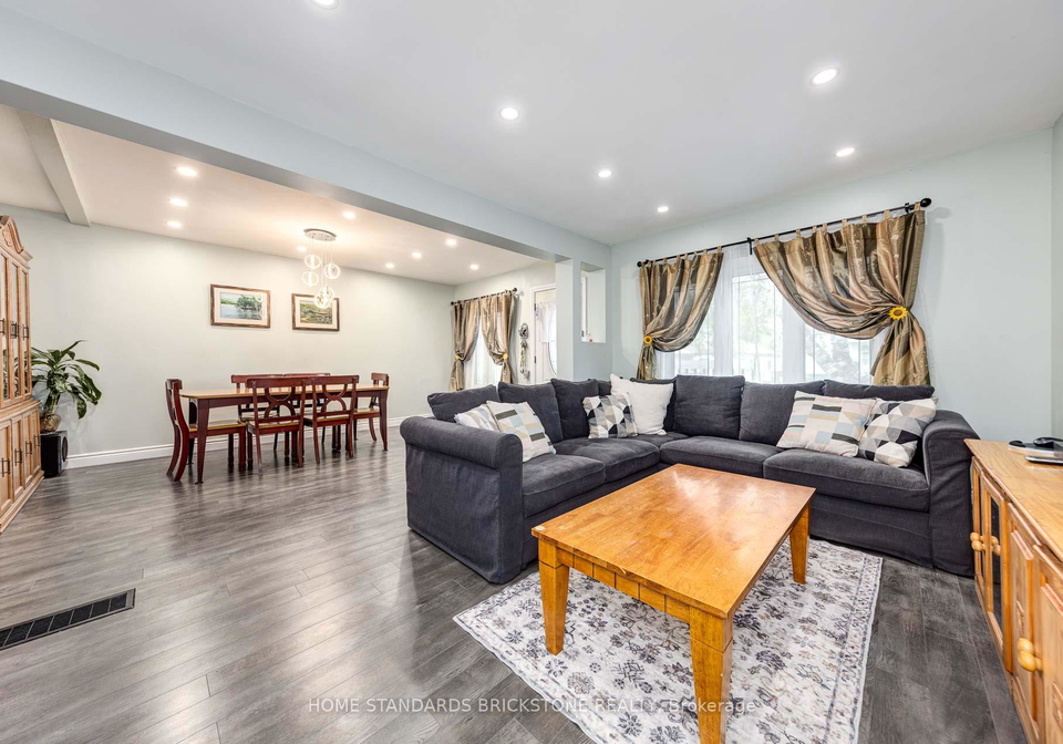 140-walter-avenue-s-hamilton-ontario-x12215596