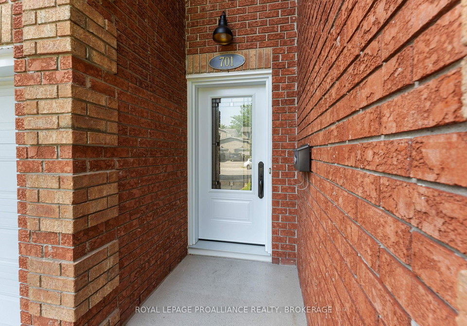 701-davis-drive-kingston-ontario-x12215655