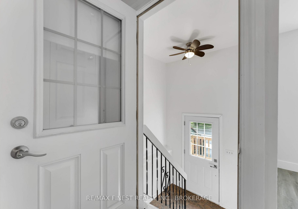 21-carriage-court-avenue-kingston-ontario-x12215736