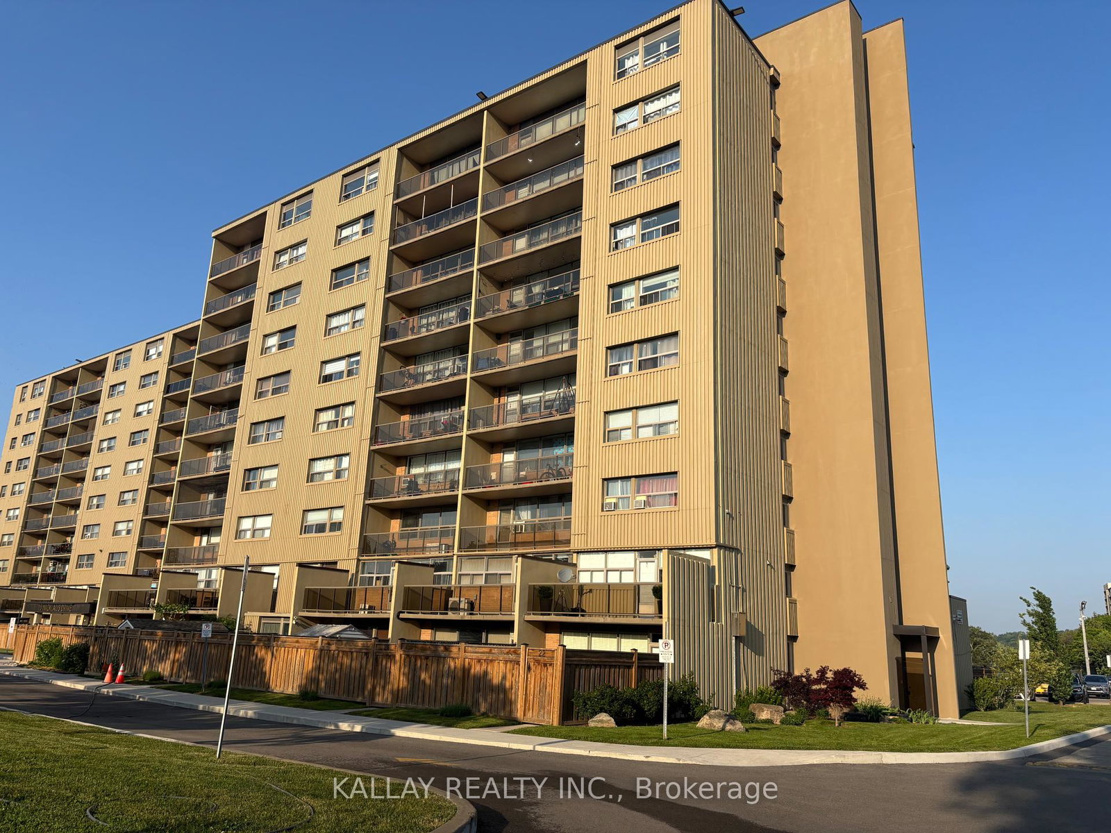 15-nicklaus-drive-hamilton-ontario-x12215831