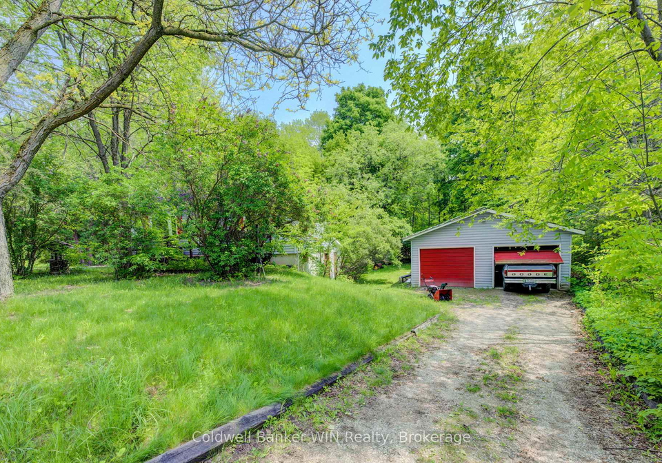 9609-odwyers-road-minto-ontario-x12215858