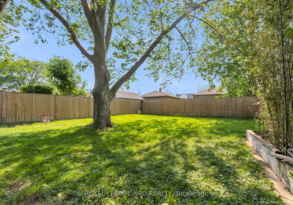 41-perth-street-st-catharines-ontario-x12215908