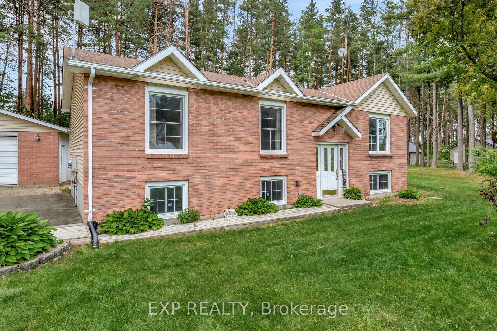 1112-county-road-5-quinte-west-ontario-x12215963