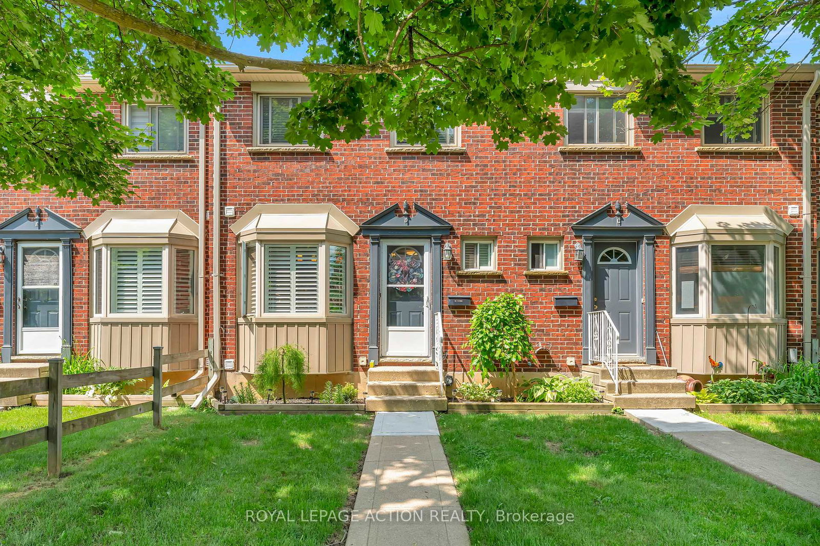 153-brantwood-park-road-brantford-ontario-x12216290
