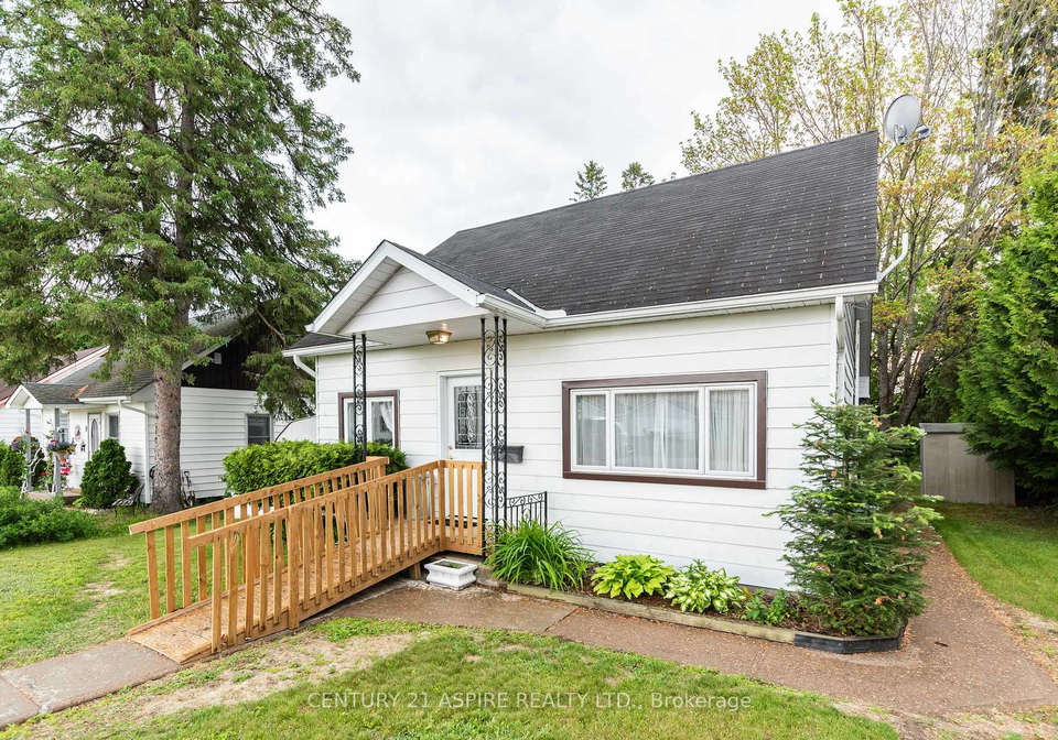 11-troyes-street-deep-river-ontario-x12216640