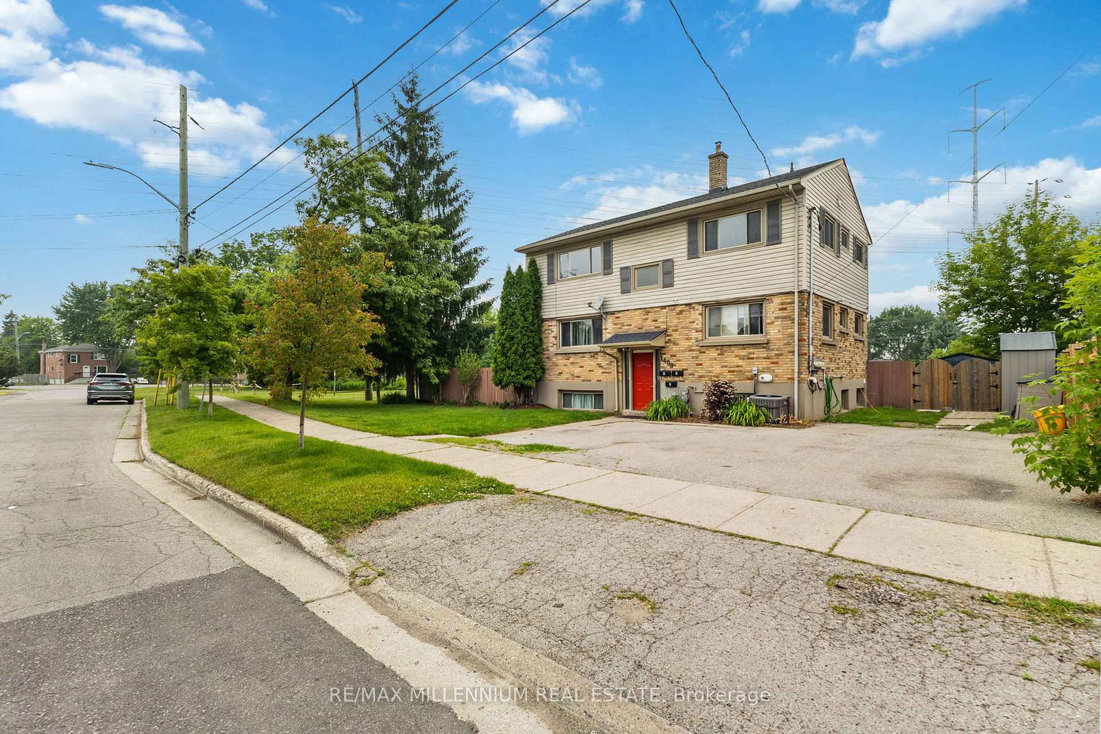1490-mclarenwood-terrace-london-east-ontario-x12216718