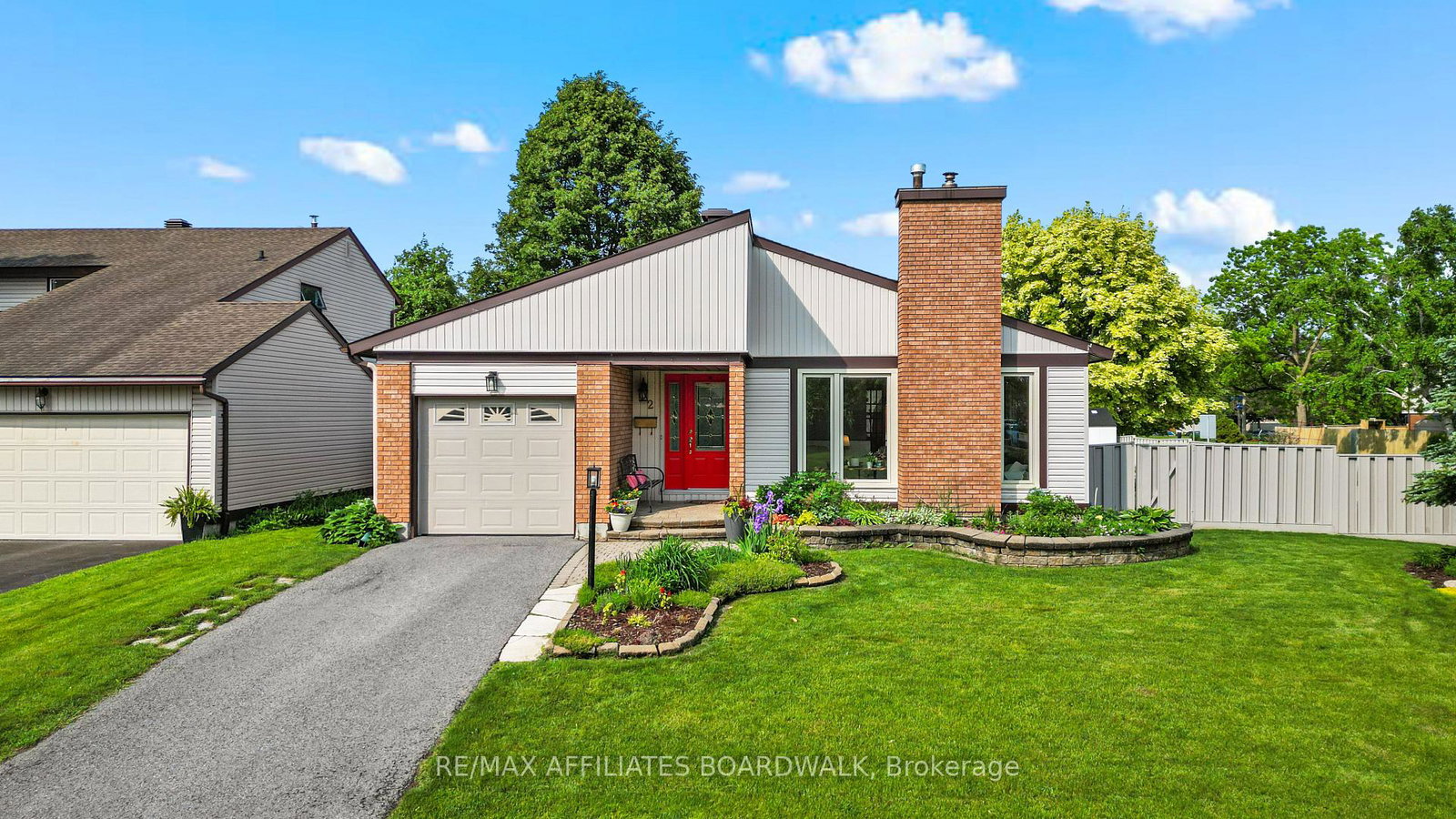 2-liveoak-crescent-ottawa-ontario-x12216733