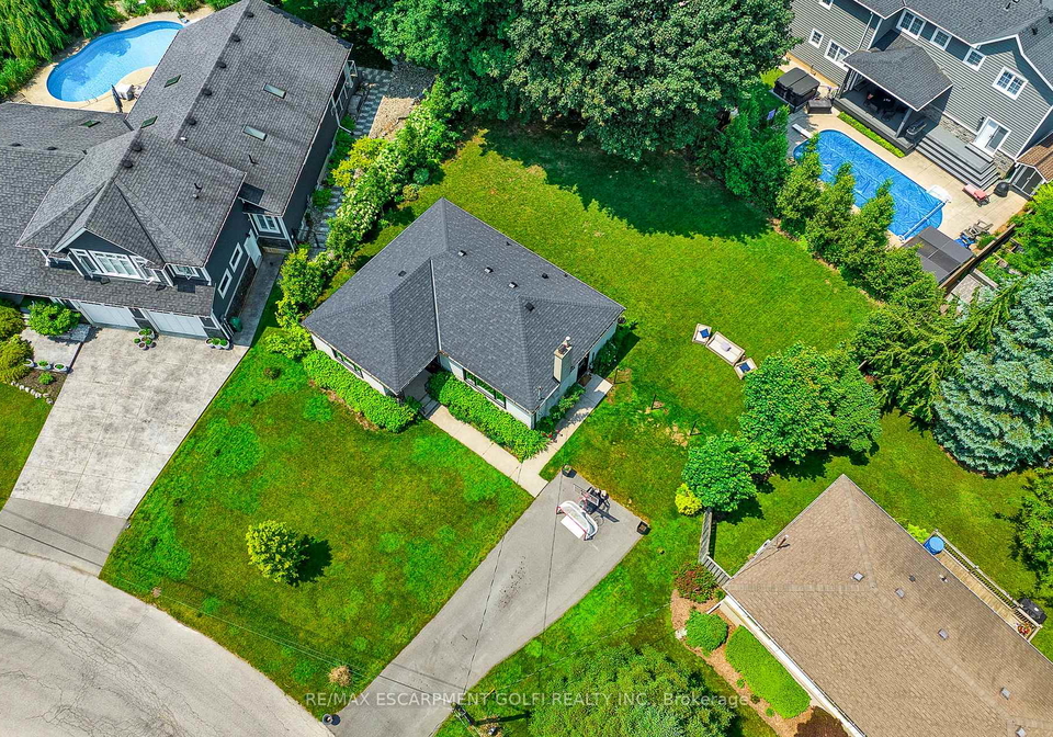 108-cumming-court-hamilton-ontario-x12216919