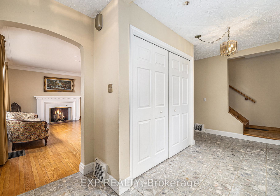 612-byron-avenue-ottawa-ontario-x12216977