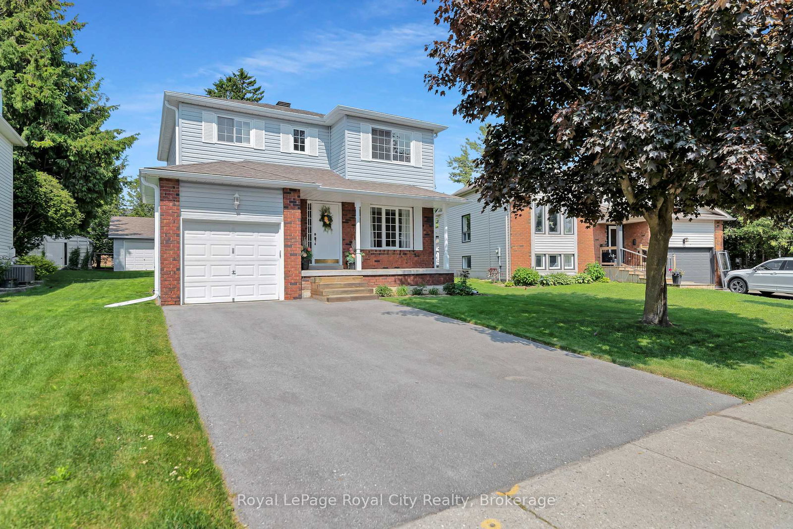 624-holman-crescent-centre-wellington-ontario-x12217139