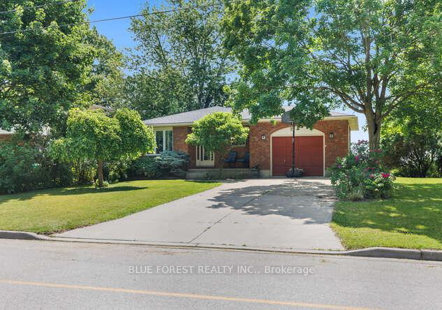 112-elgin-avenue-southwest-middlesex-ontario-x12217149