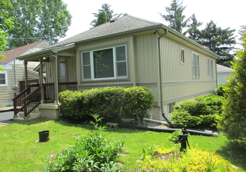 255-bowen-road-fort-erie-ontario-x12217544