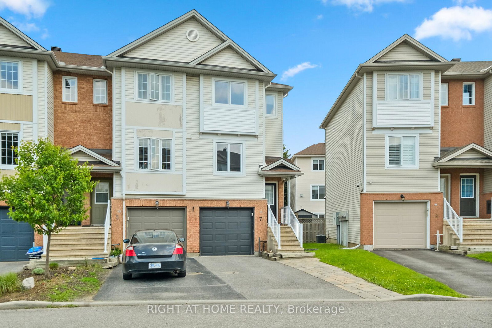 7-yorkville-street-ottawa-ontario-x12217640
