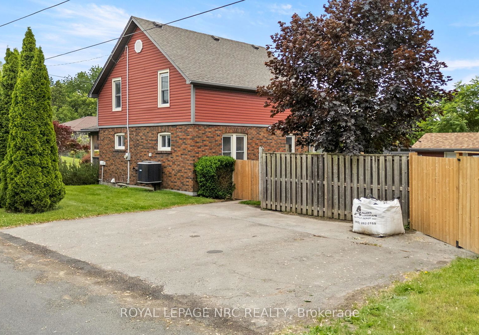 6334-crawford-street-niagara-falls-ontario-x12217779