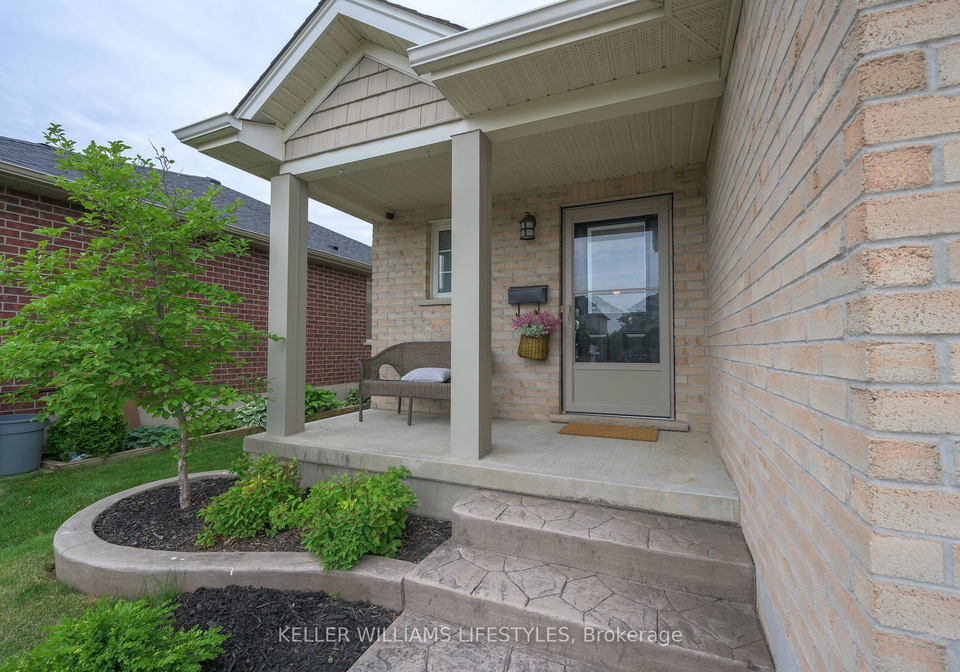 11-southgate-parkway-st-thomas-ontario-x12218070