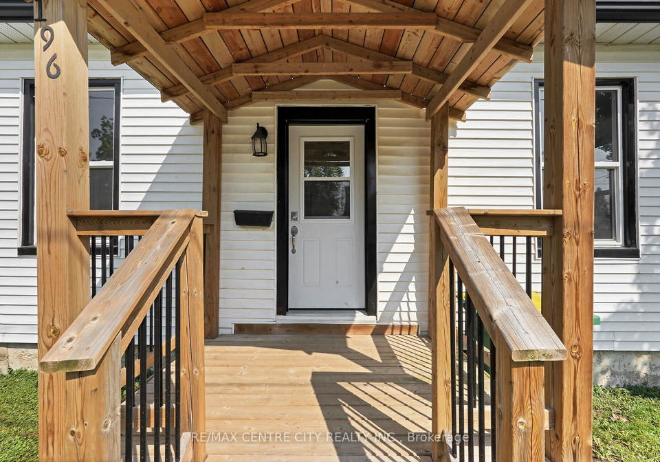 196-mckellar-street-southwest-middlesex-ontario-x12218104