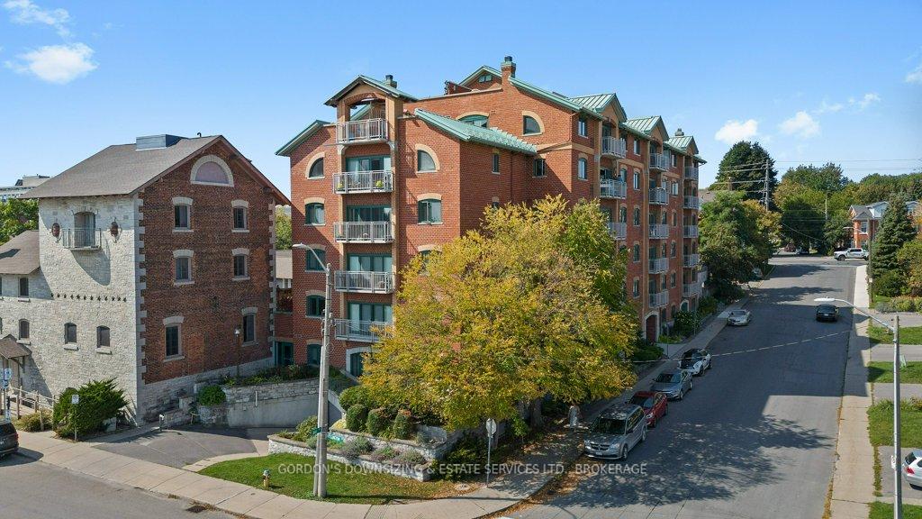 2-bay-street-kingston-ontario-x12218141