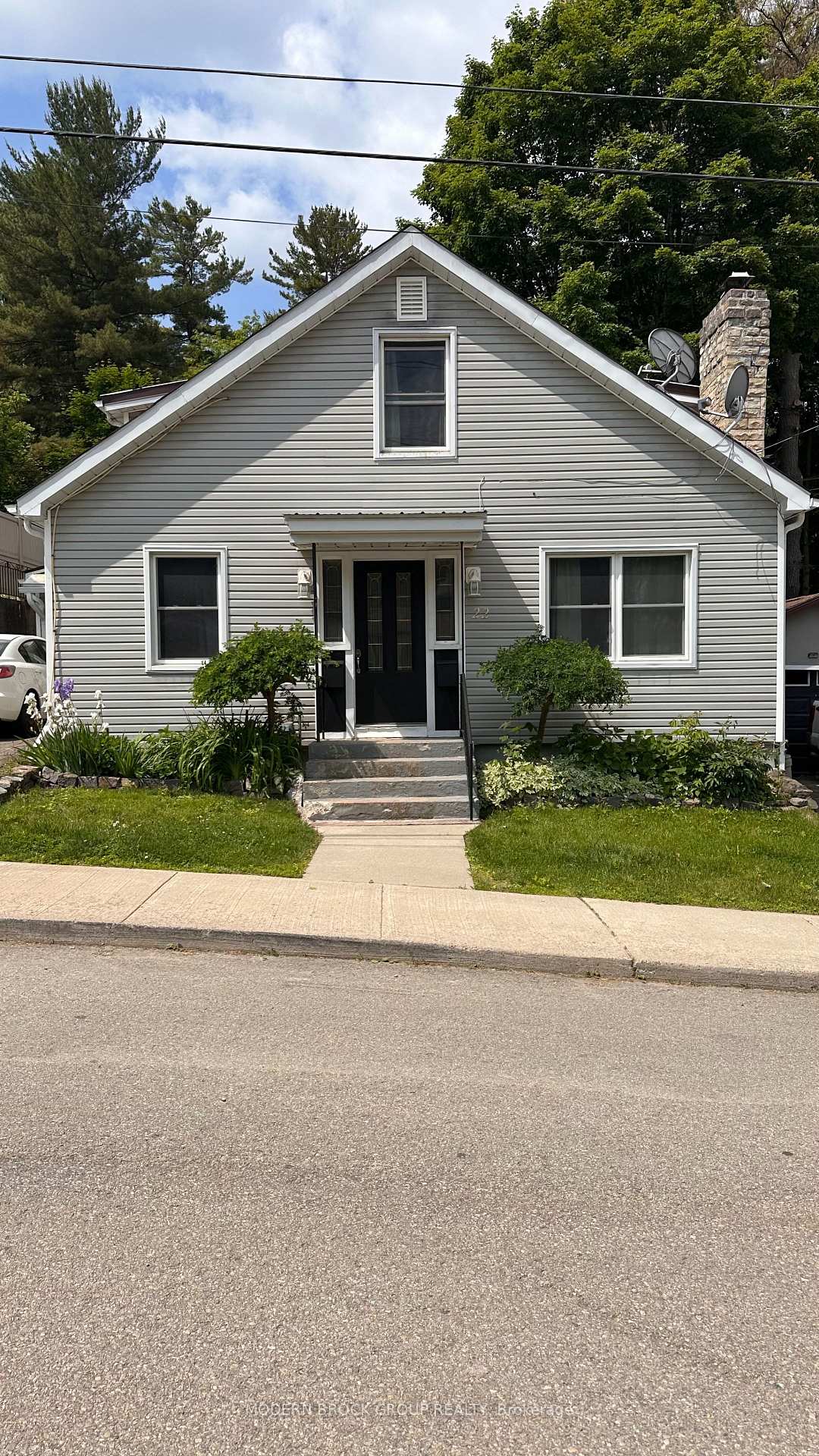 22-mccready-street-brockville-ontario-x12218202