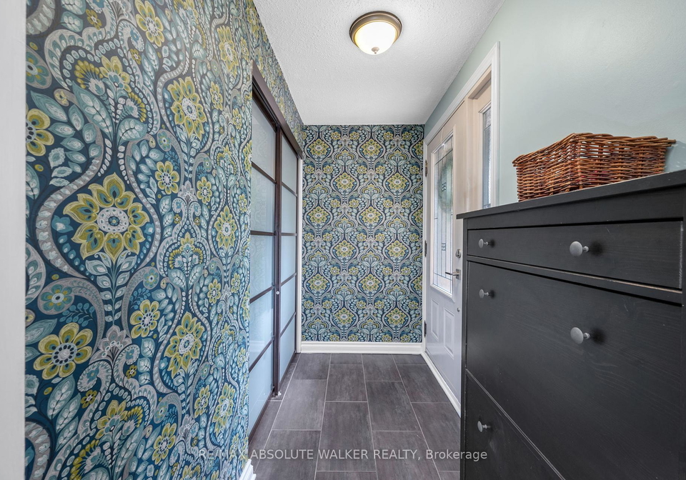 1881-greenacre-crescent-ottawa-ontario-x12218220